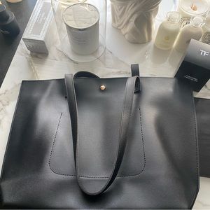 ELEGANT BOOK TOTE WITH GOLD HARDWARE